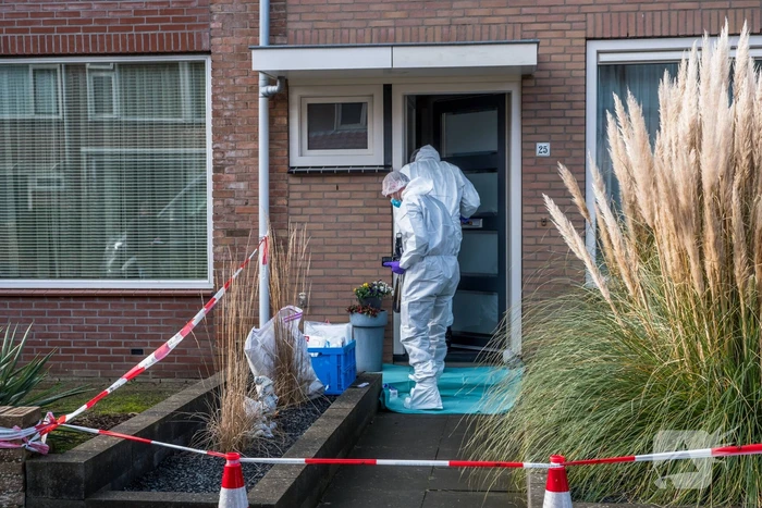Overleden persoon aangetroffen in woning