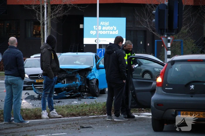 Vijf voertuigen betrokken bij verkeersongeval