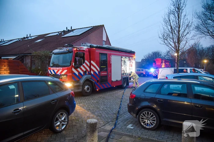 Woningen ontruimd door brand in kelderbox