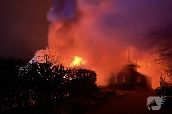 Grote brand in loods Van den Elsen Houtbouw