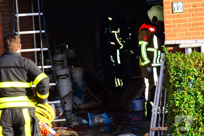 Brand in garagebox snel geblust
