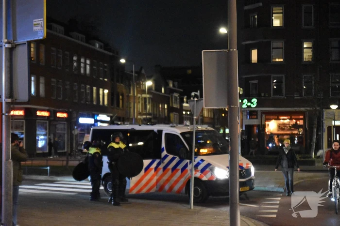Veel ME op straat na ernstige rellen