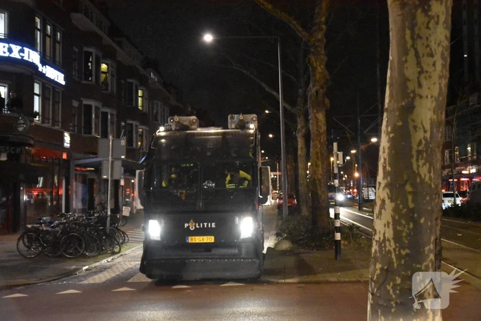 Veel ME op straat na ernstige rellen