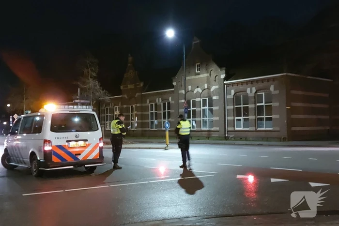 Politie sluit het centrum hermetisch af