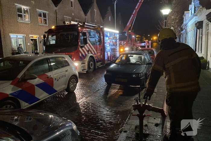 Brand in schoorsteen van woning