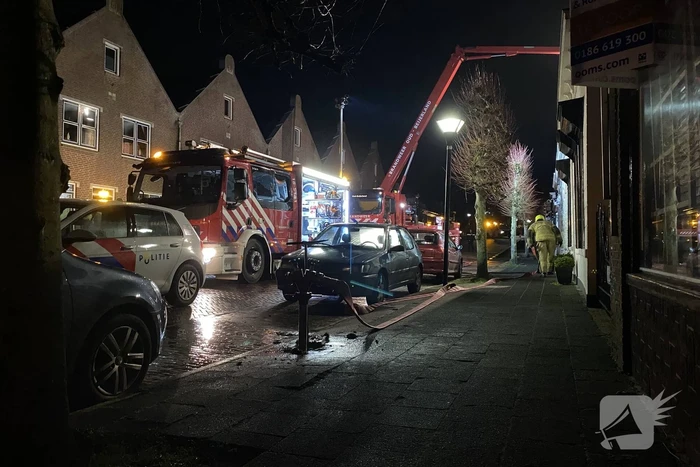 Brand in schoorsteen van woning