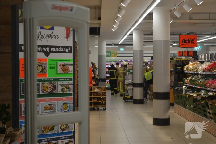 Onderzoek naar vermoedelijke brand in supermarkt