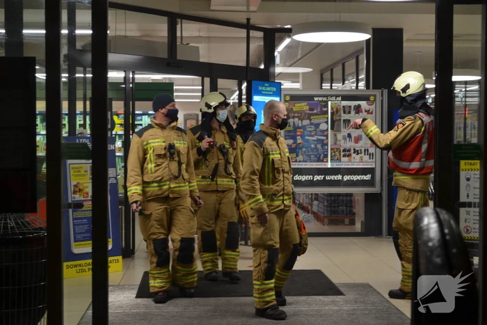 Onderzoek naar vermoedelijke brand in supermarkt