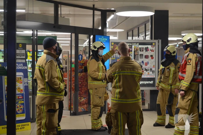 Onderzoek naar vermoedelijke brand in supermarkt