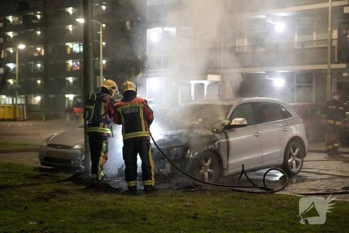 Zoveelste autobrand tijdens avondklok
