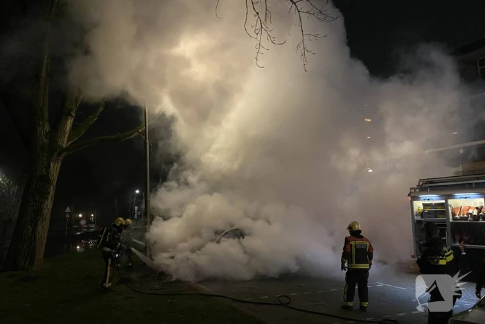 Zoveelste autobrand tijdens avondklok