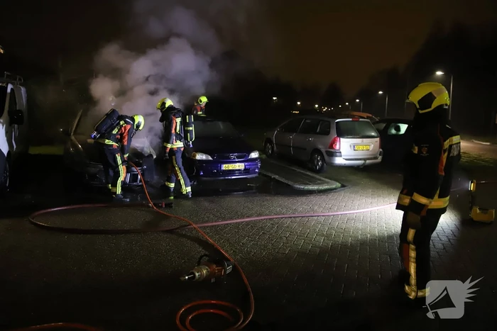 Volkswagen Golf gaat in vlammen op