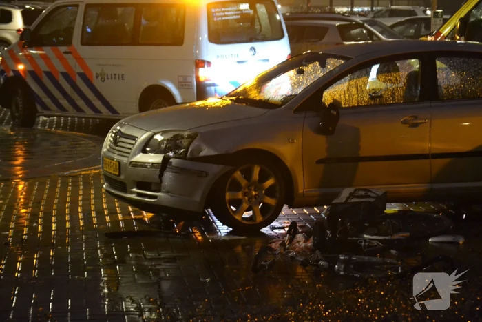Fietser gewond bij botsing met auto