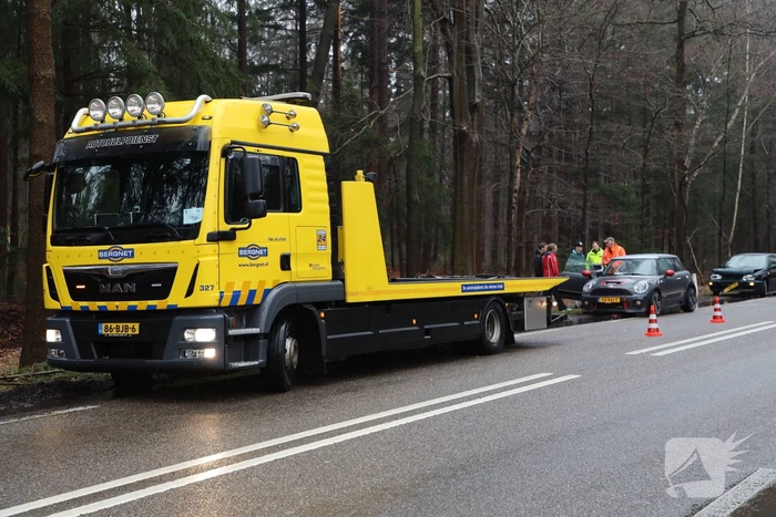 Automobilist botst vol op voorganger