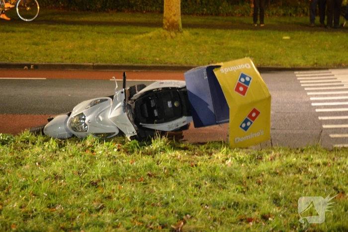 Ongeval tussen personenauto en maaltijdbezorger