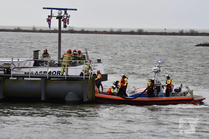 Brand op binnenvaartsschip
