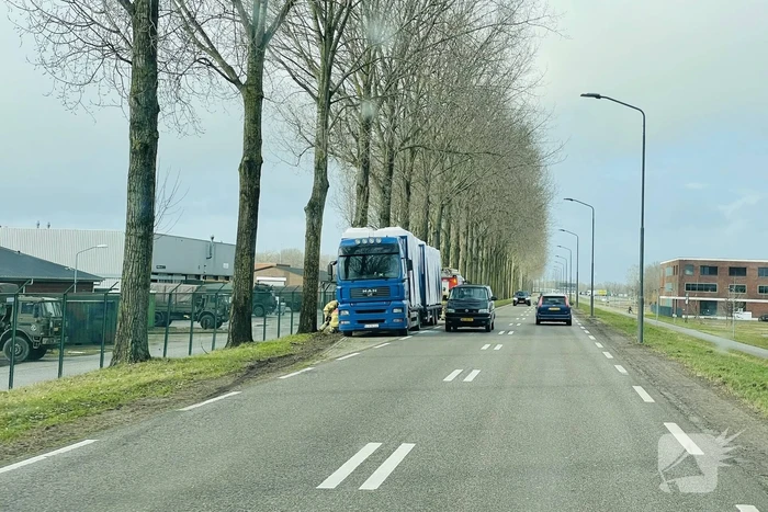 Brand vastgelopen remmen vrachtwagen