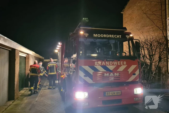 Berg rommel in brand gestoken