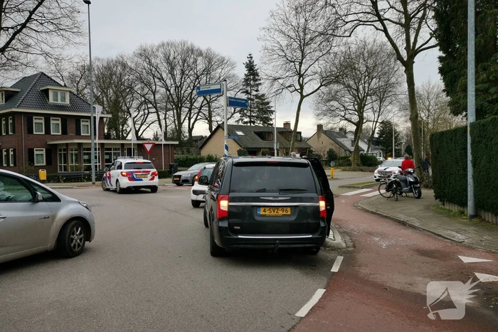 Scooterrijder gewond bij botsing met auto