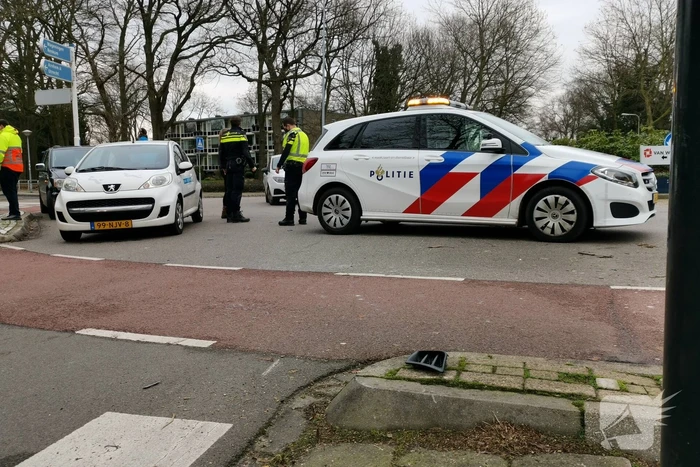 Scooterrijder gewond bij botsing met auto