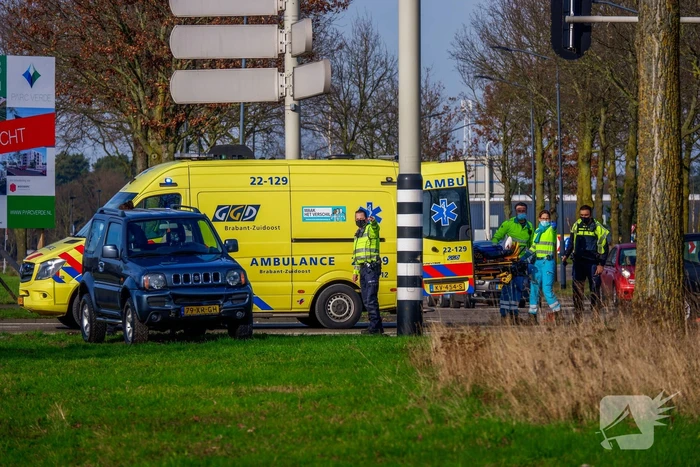 Gewonde bij ongeval tussen twee voertuigen