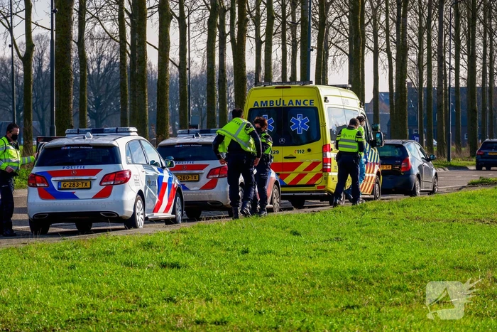 Gewonde bij ongeval tussen twee voertuigen