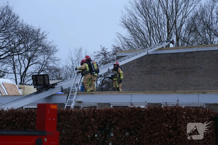Explosie op dak van school
