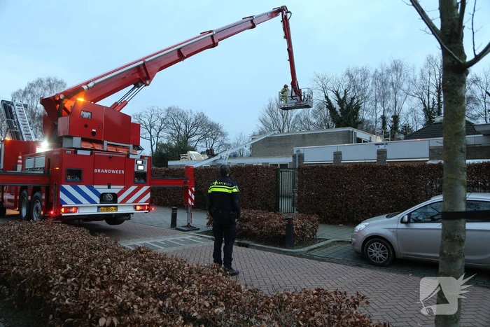 Explosie op dak van school