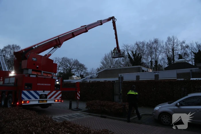 Explosie op dak van school