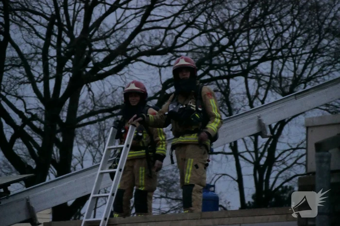 Explosie op dak van school