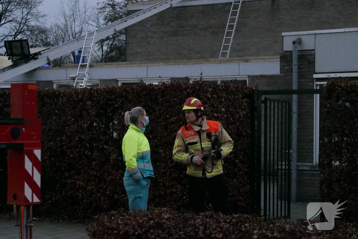 Explosie op dak van school