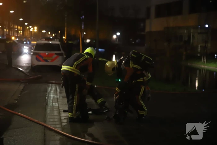 Wederom auto volledig uitgebrand