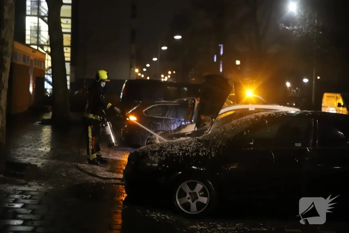 Wederom auto volledig uitgebrand