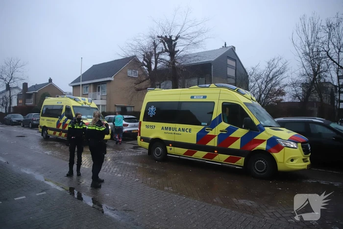 Fietser zwaargewond na val door gladheid