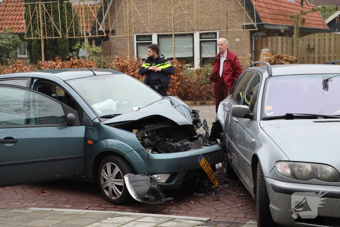 Meerdere voertuigen met elkaar in botsing