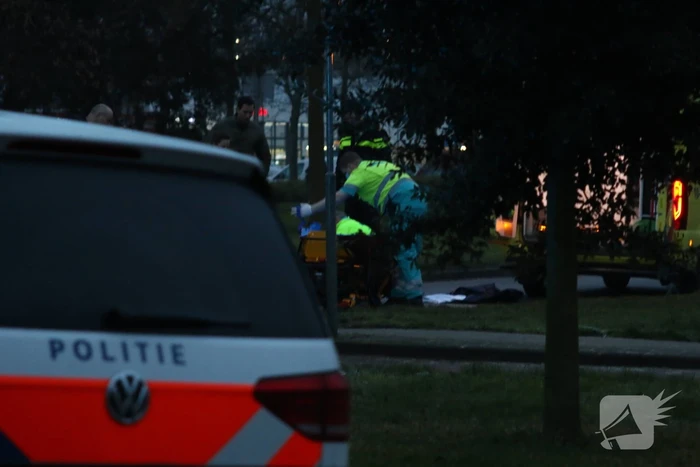 Voetganger aangereden op oversteekplaats