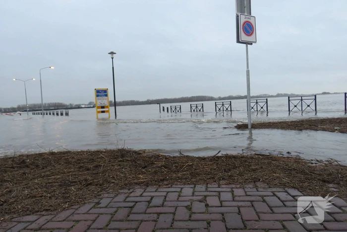 Rijkswaterstaat maakt zich klaar voor hoogwater