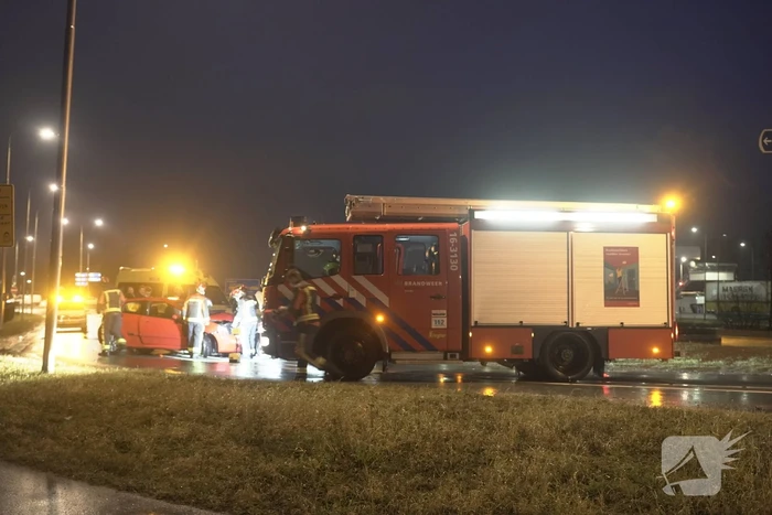 Veel schade bij frontale aanrijding