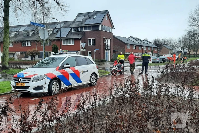 Scooter onderuit na uitwijkmanoeuvre