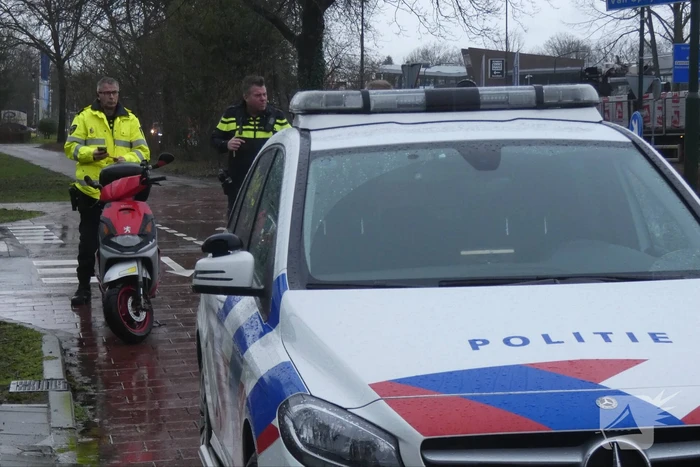 Scooter onderuit na uitwijkmanoeuvre