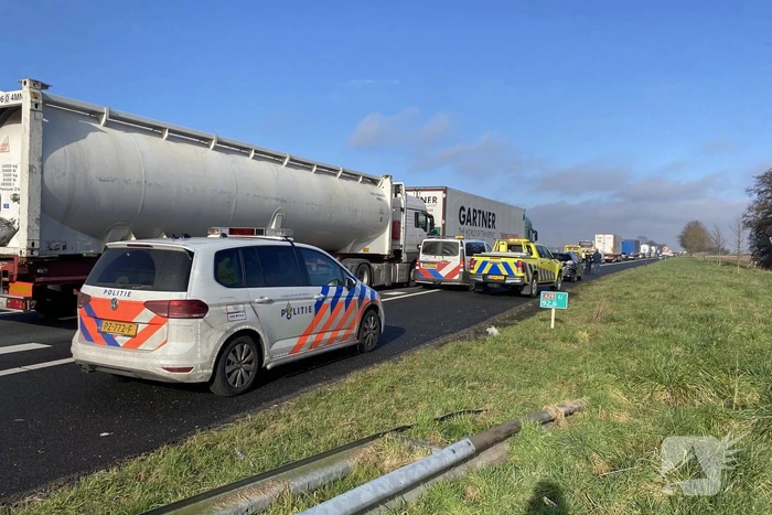 Meerdere voertuigen betrokken bij ongeval op snelweg
