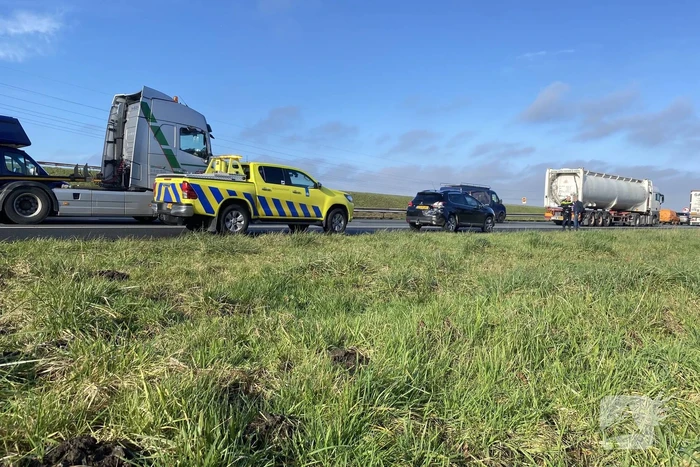 Meerdere voertuigen betrokken bij ongeval op snelweg