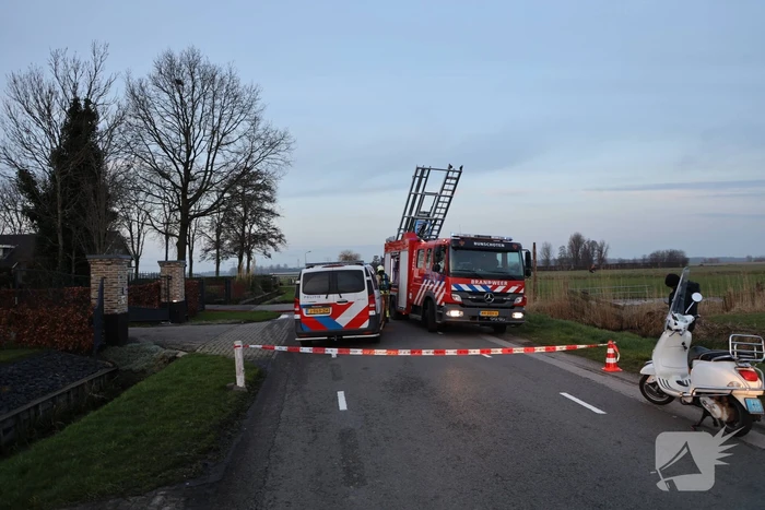 Bouwkeet op boerenerf volledig afgebrand