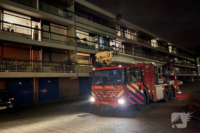Brand in flatwoning snel geblust