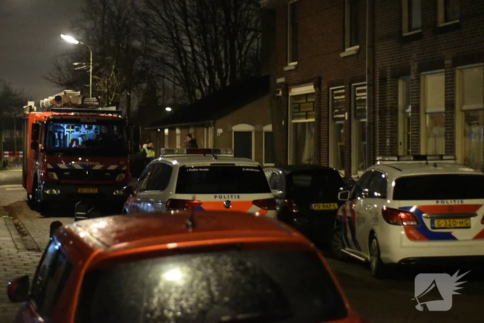 Onderzoek naar brandlucht in woning