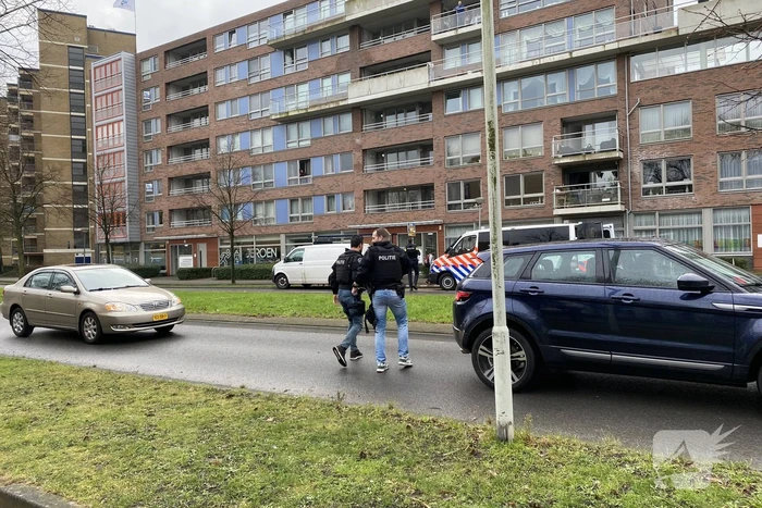 Politie valt woning binnen na melding