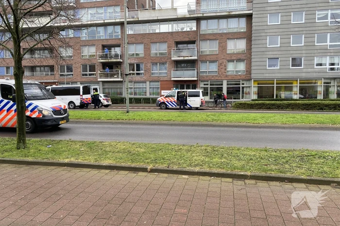 Politie valt woning binnen na melding