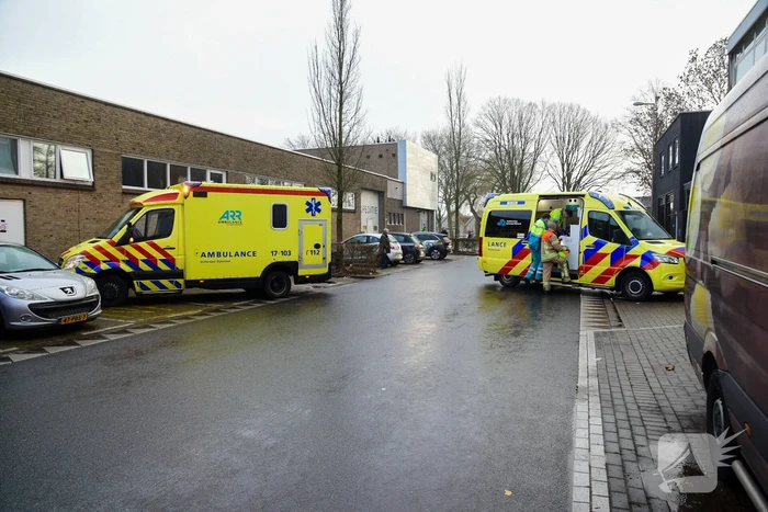 Drie gewonden bij brand op dak banketbakkerij Uljee