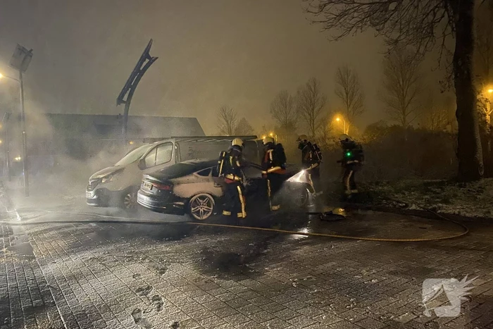 Auto verwoest door brand
