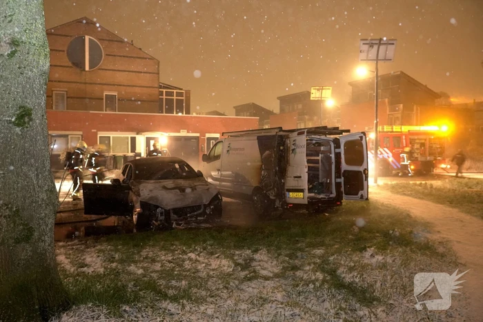 Auto verwoest door brand